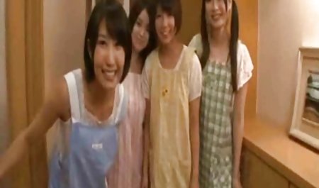 巨大なコックのためのかわいい石 痴女 の 手コキ 動画