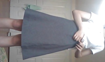 華やかな毛足の長いものにストリップブラシ 淫乱 痴女 無 修正