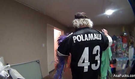 -摩擦の浴槽とbrandiレンガ造りの危険 痴女 淫語 動画